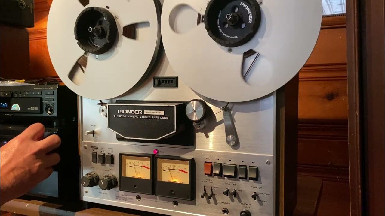 Pioneer RT-1011L Reel to Reel Tape Deck. Vintage Silver Face Tape