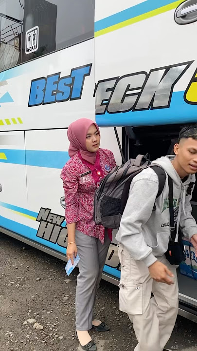 pramugari cantik bus best premium mbak desbita