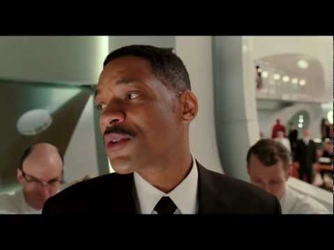 Видео: Неудачные дубли (Люди в чёрном 3, 2012) - вся информация о фильме на FilmNavi.ru