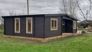 CRISSTIE - 11.0M X 6.0M  LODGE FEON CABINS UNLIMITED