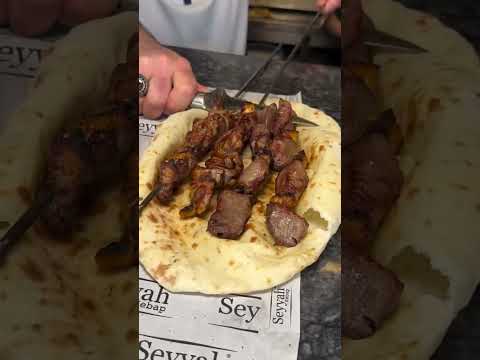 Antep'te @seyyahkebap 'tan BALON PİDE ÜSTÜ KUZU KÜŞLEME ŞİŞ KEBAP HİKAYESİ 💯👌##reklam