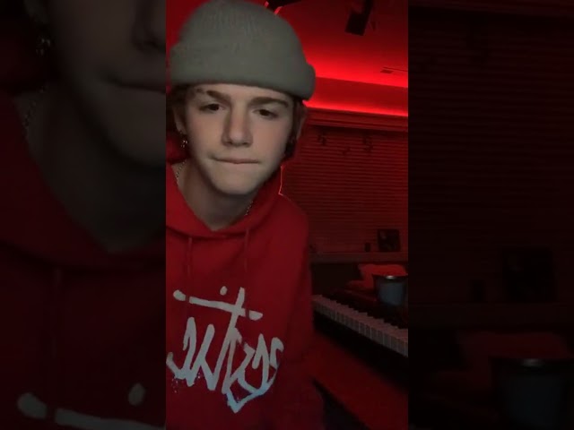 Payton Moormeier (@paytonmoormeier) archived Instagram live stream from February 4, 2021