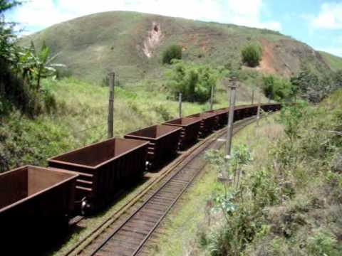 trem-de-minério-em-paracambi,-rj.