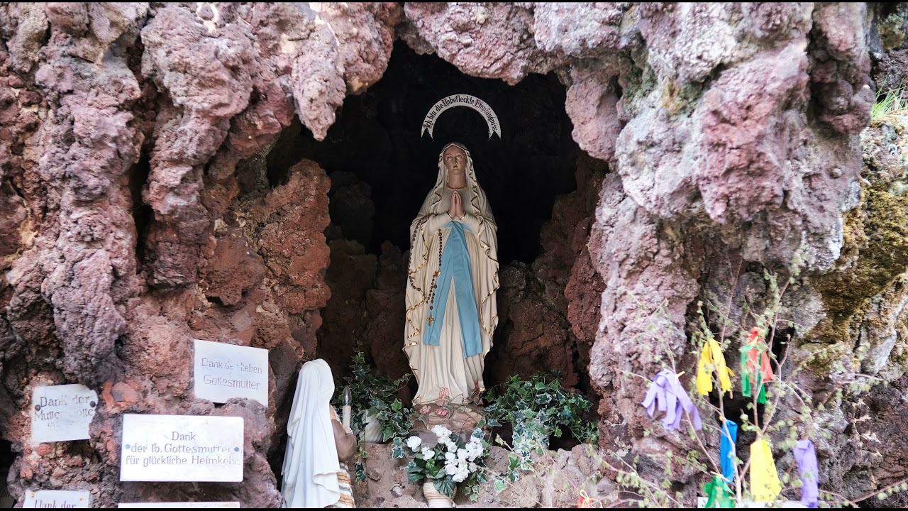 St Gangolf Soller Alte Kirche und Mariengrotte