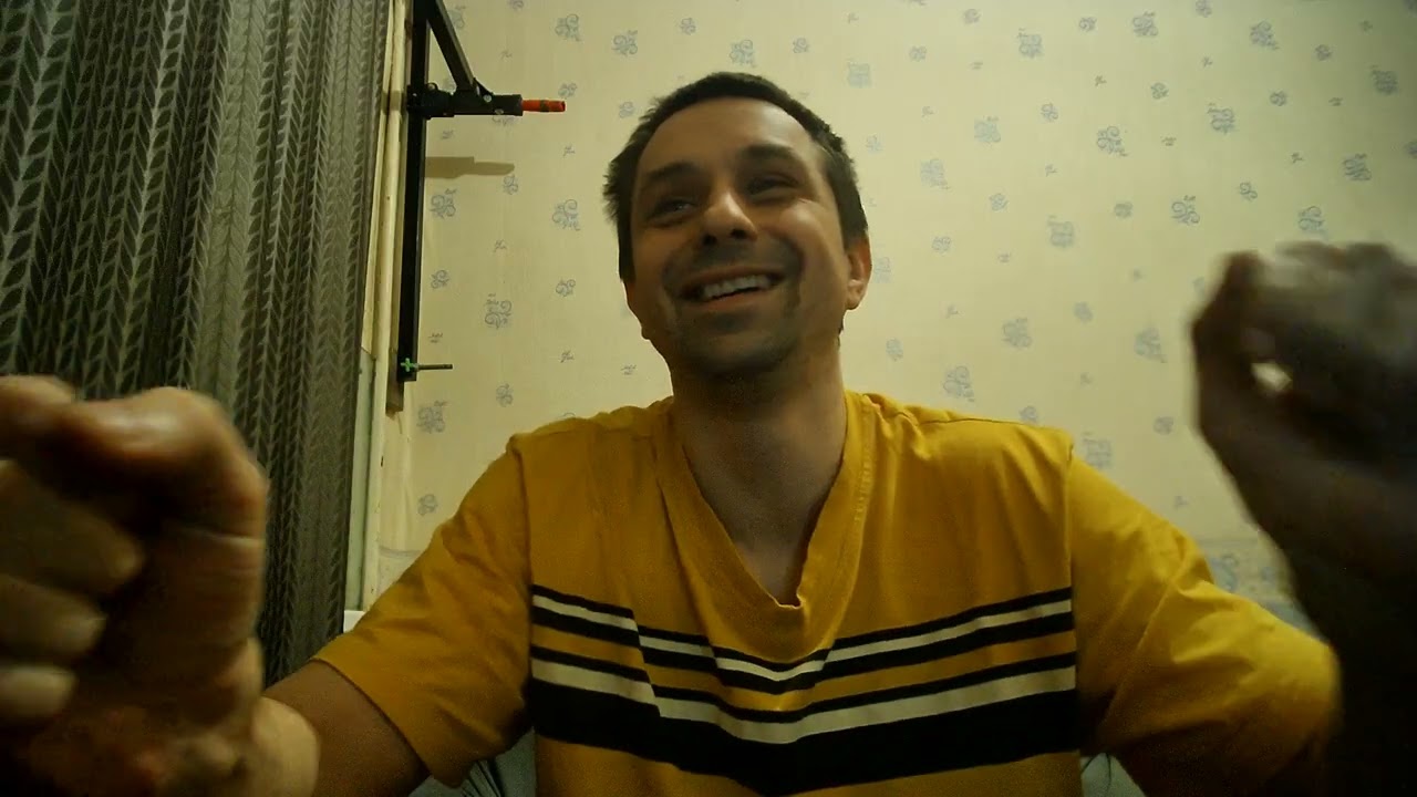 Она должна писать первой