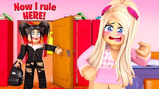 MY BULLY BECAME MY ROOMMATE IN ROBLOX!