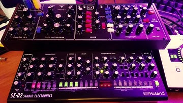 Behringer D vs. Roland SE 02 Comparison - Oscillators and Filter - No talking