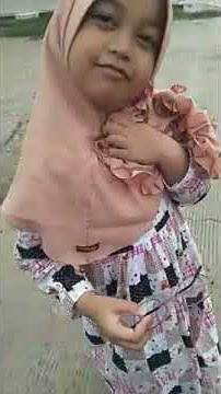 Sahabat aishwa,,,gamau buka jilbab di luar rumah,,,aurat