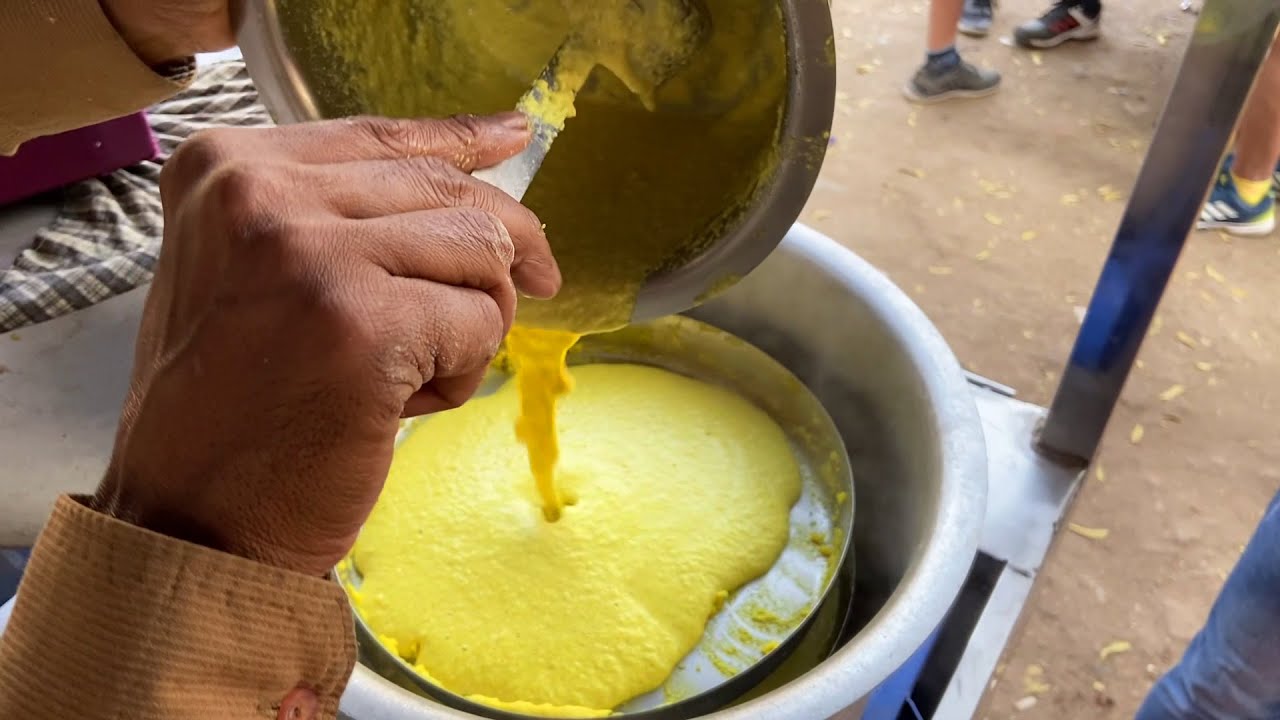 Fancy Cheese Locho @ Mehta Locho, L.D Collage, Ahmedabad | Surti Famous Locho | Indian Street Food | Tasty Street Food