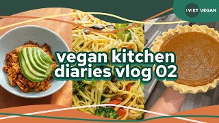 vegan kitchen diaries ep 2 // cooking vlog with my toddler