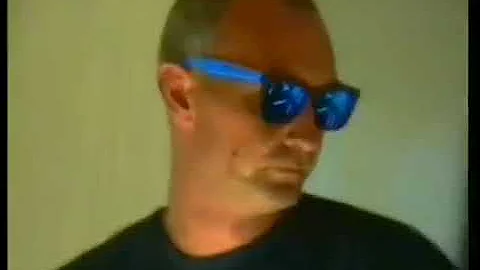2000 Beauties, featuring the art of Peter Roche