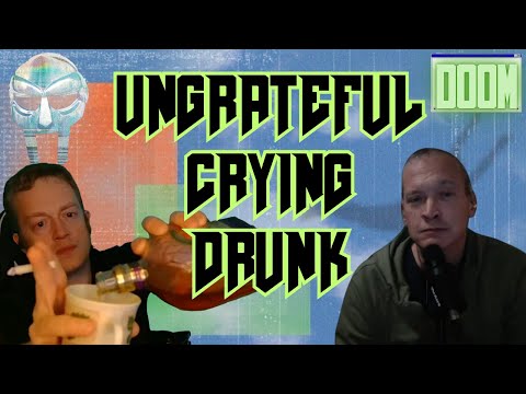 بات ديكسون غير متعاطف مع كارميكس الجاحد الباكي السكير