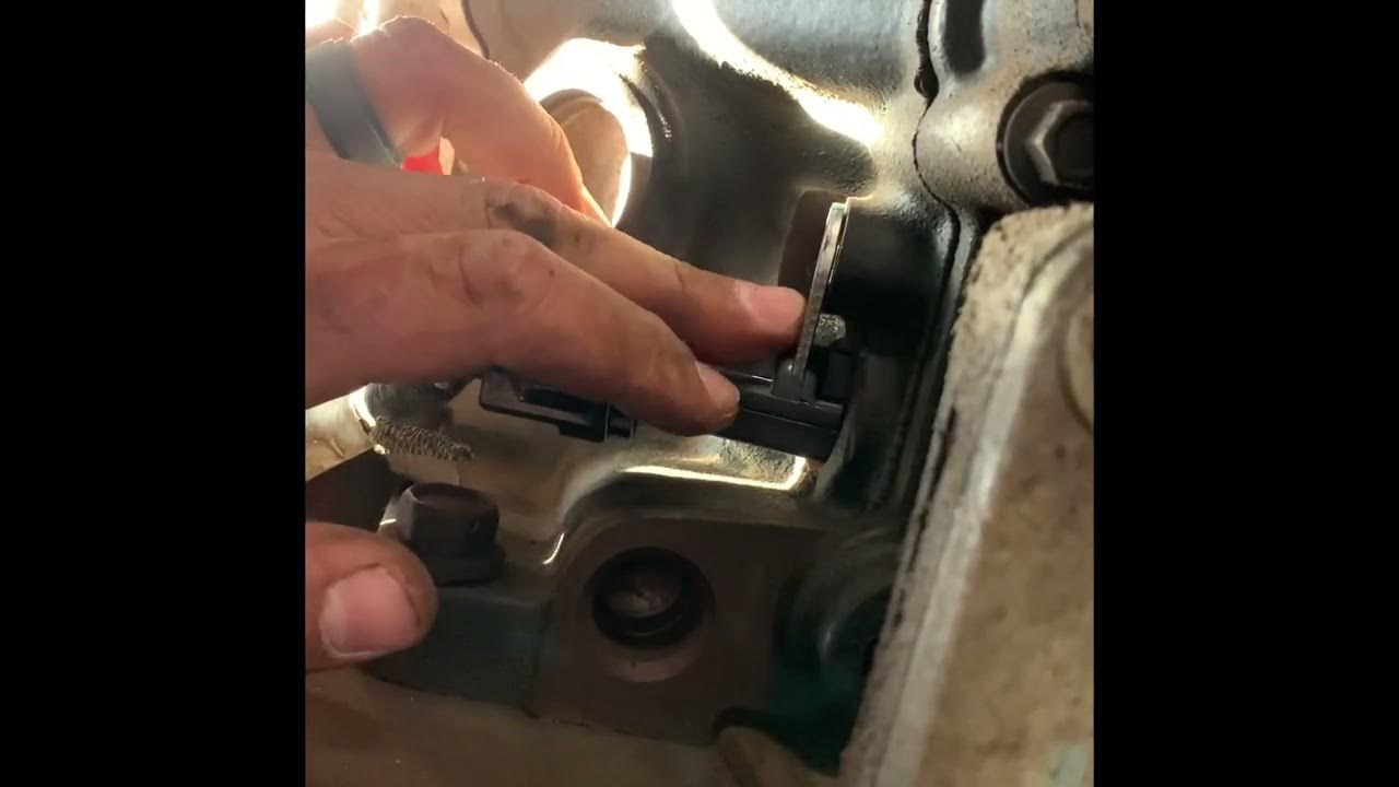 How to change crankshaft position sensor Dodge Dakota 2000 4.7 engine