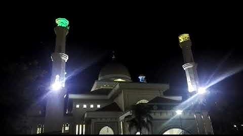 صلاة العشاء بصوت القارئ عمر صادق الكردي  في مسجد سلطانة نور زاهرة في ماليزيا