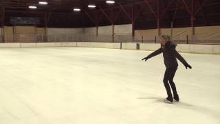 USFSA Basic Skills: 8B - Moving forward inside three-turn on a circle