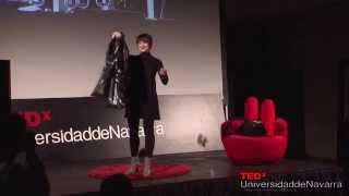 El asombro como materia prima: Lupe de la Vallina at TEDxUniversidaddeNavarra