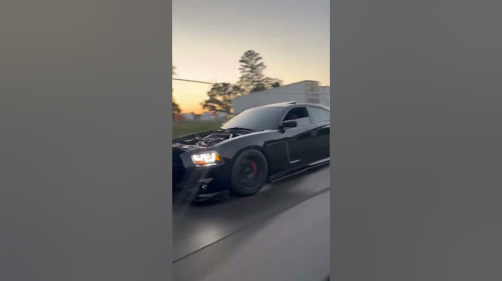 GOT CAUGHT IN TRAFFIC IN MY SRT8 CHARGER #392 #srt #srt8 #ytshorts #short #yt #viral #fyp #explore