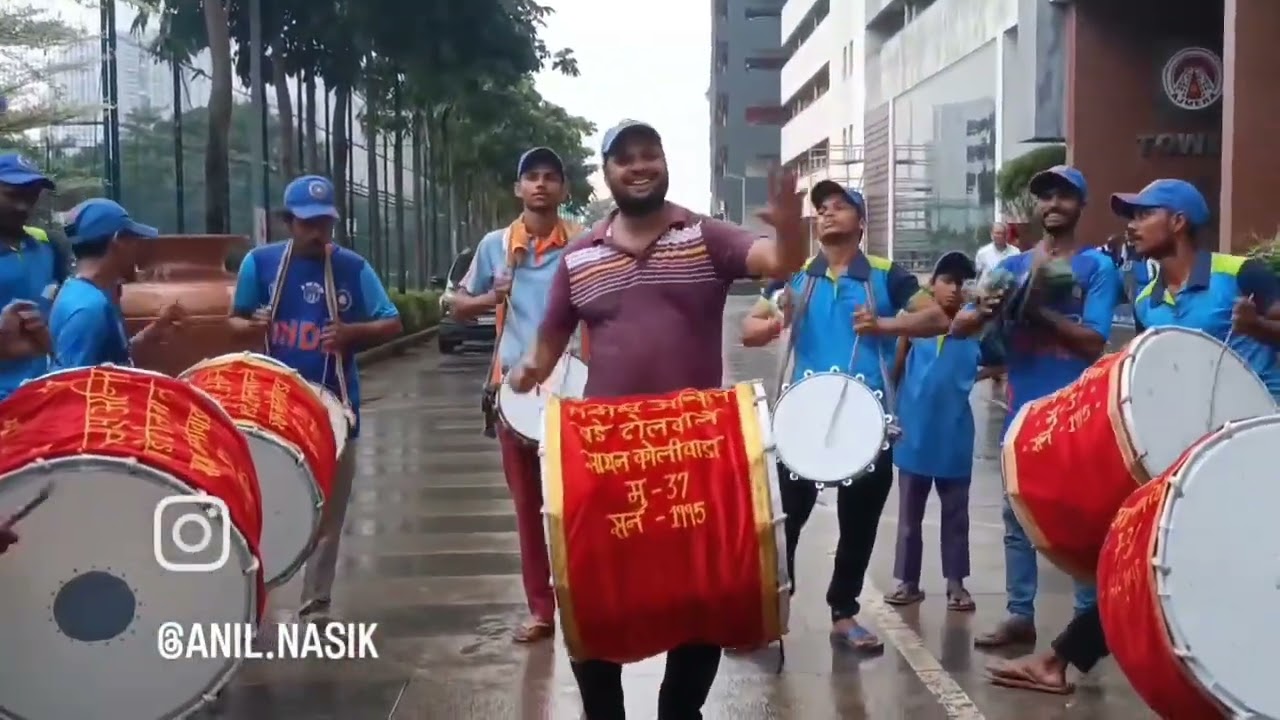 🌹famous Anil 🌹 Nashik bade  Dhol wale 🌹 sion koliwada✨ 37 since ✨1995. #dhol #dance #youtubeshorts 🧿