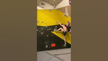 V3/6A+ Boulder Problem #bouldering #shorts #climbing