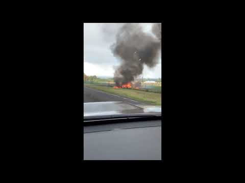 [RAW] Skydiving aircraft crashes near Dillingham Airfield