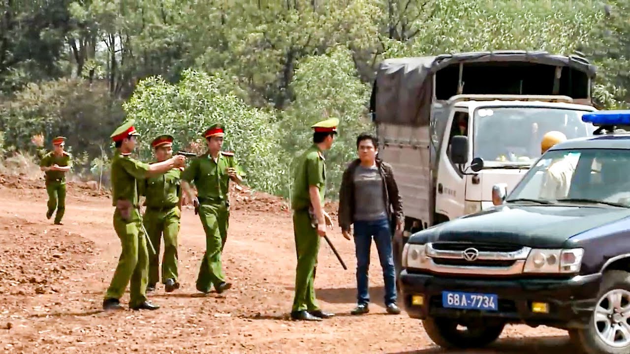 CHẠY ĐƯỜNG RỪNG QUA MẶT CHÍNH QUYỀN BỊ QUÂN TRIỀU ĐÌNH TẬP KÍCH NGAY | PHIM TRUYỀN HÌNH VIỆT NAM