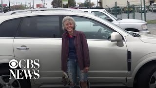 South Carolina community buys woman car after learning she walks 12 miles to and from work