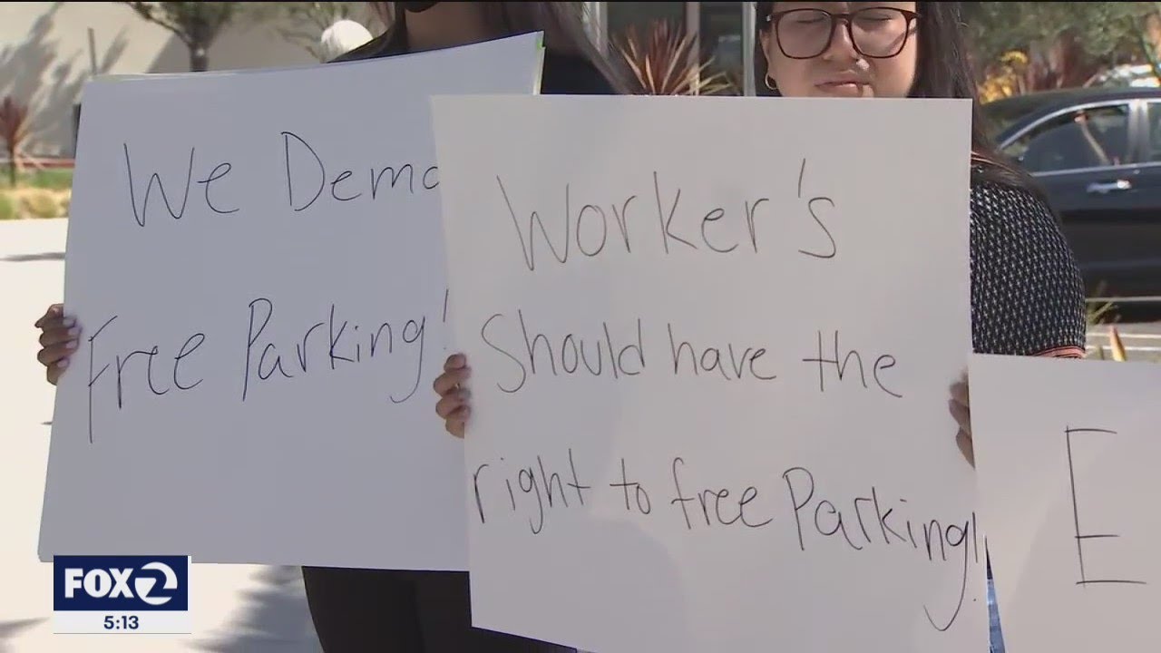 San Jose student workers protest mall parking fees - San José Spotlight