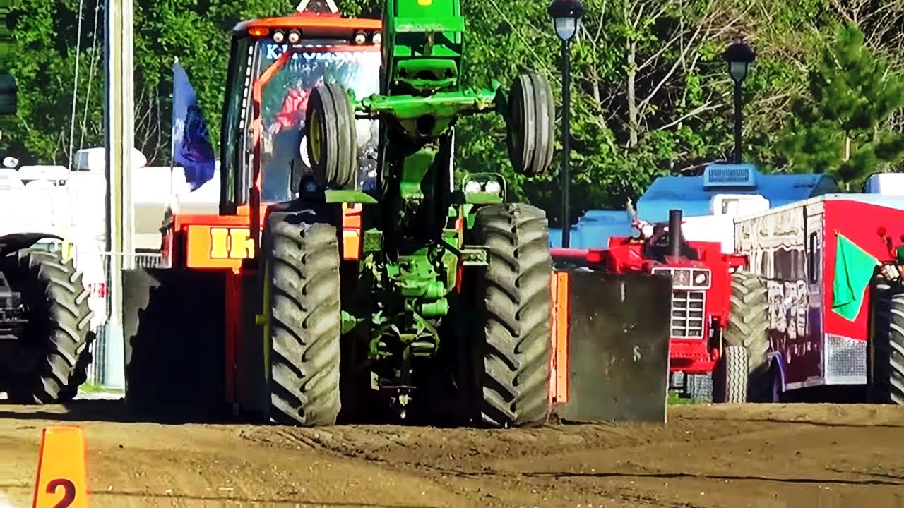 John Deere 4320 Wheelie StHyacinthe 2016 Tractor Pulling by ASTTQ YouTube