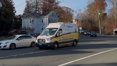 *Amazing Siren Usage* Bristol EMS 17-2 responding with Wail, Yelp, and Horn to a Medical call