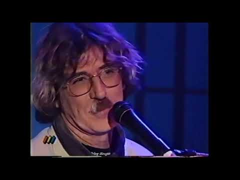 CHARLY GARCIA y MARIA GABRIELA EPUMER "Chipi Chipi" (1995)