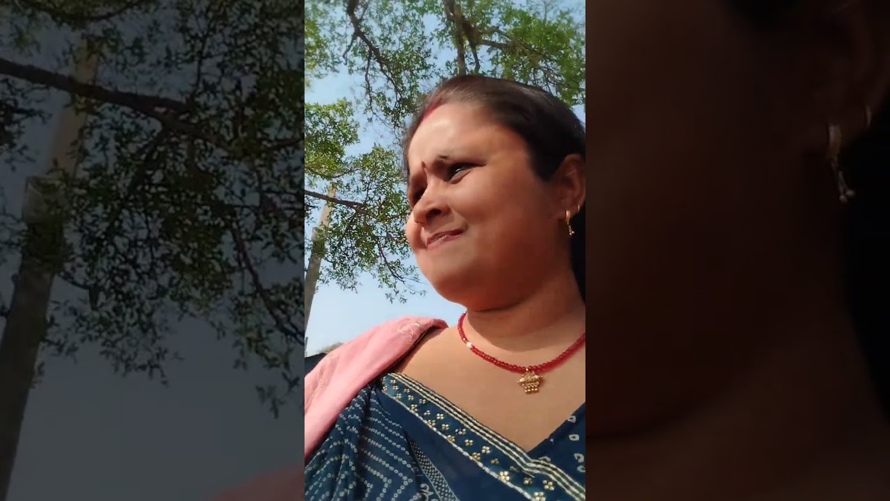 घूमने चली