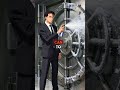 The Diamond Thieves Who Fooled Every Camera