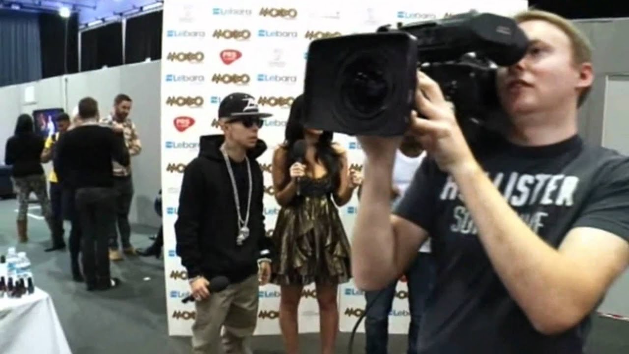 N-Dubz - Backstage at the 2010 Mobo Awards