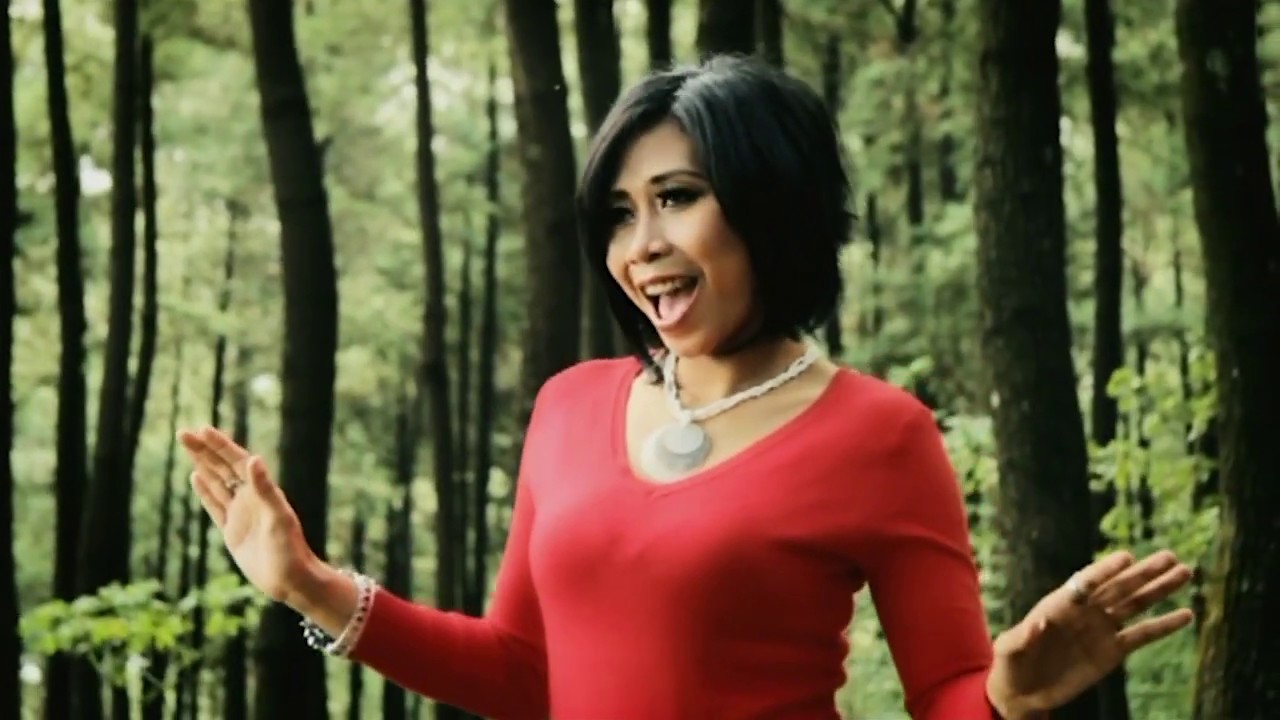 Nillam Topodade   Palu Nagaya