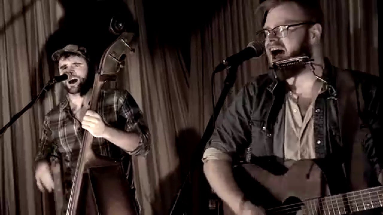 The Old Main - Buffalo Kill auf YouTube ansehen The Old Main - Buffalo Kill auf YouTube ansehen