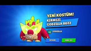 oh my god look the buzz costume is out