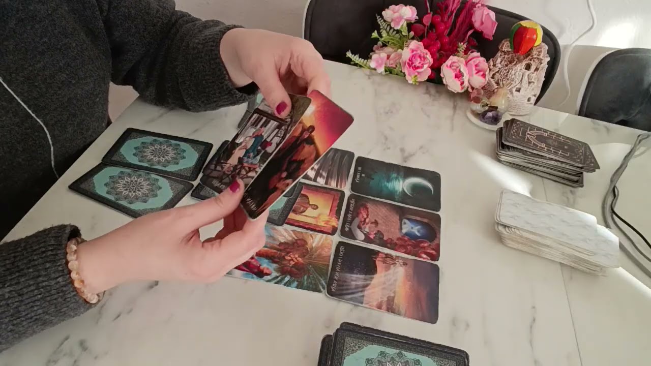 AKREP BURCU 🌹2-8 MART HAFTASI 🌹 NE BEKLİYOR ❓ TAROT AÇILIMI #akrepburcu #tarot 