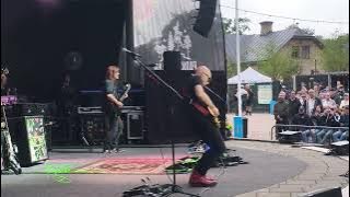 Download lagu Joe Satriani - Flying in a Blue Dream live@parksnäckan, Uppsala 2/7/2025