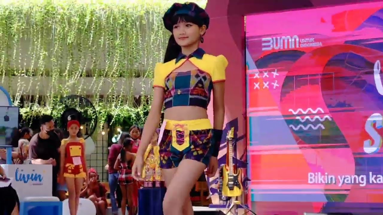 FASHION SHOW BUSANA CASUAL ENDEK KATEGORI B ||BEACH WALK BALI #fashionshow #kidsfashionshow #model