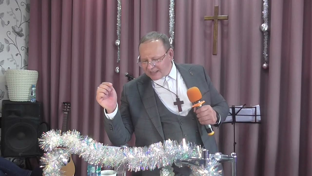 Евангелие благодати Божьей- истина, а  иное  ересь.