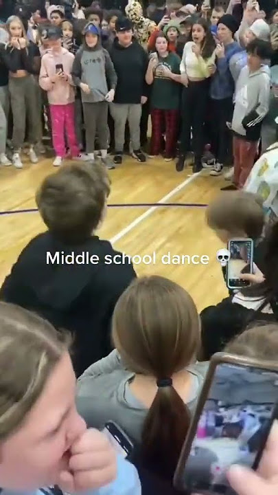 What school dances really be like 💀😂😂 (via @stevenlikeskidshehe/TT)