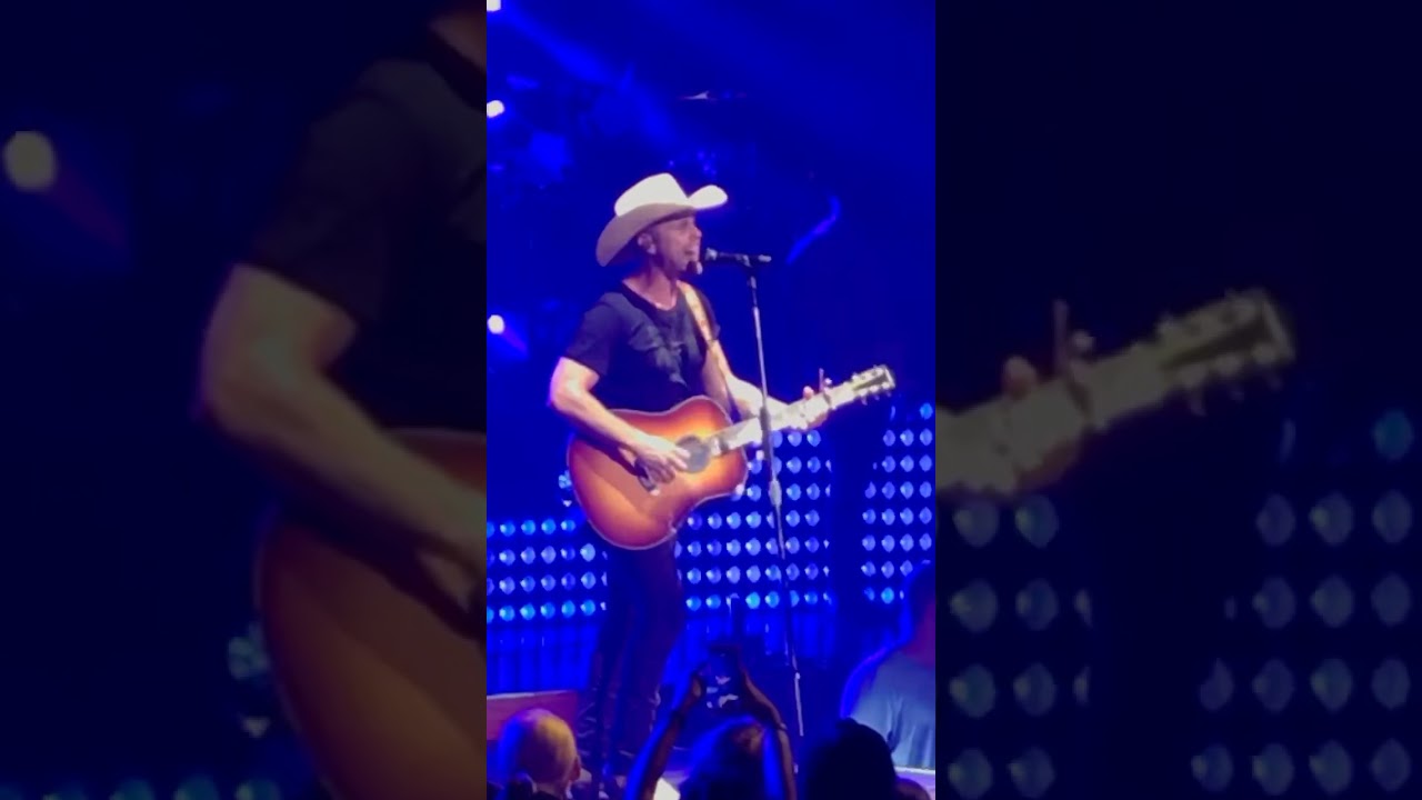 Dustin Lynch - Tequila & Die A Happy Man 7/18/19