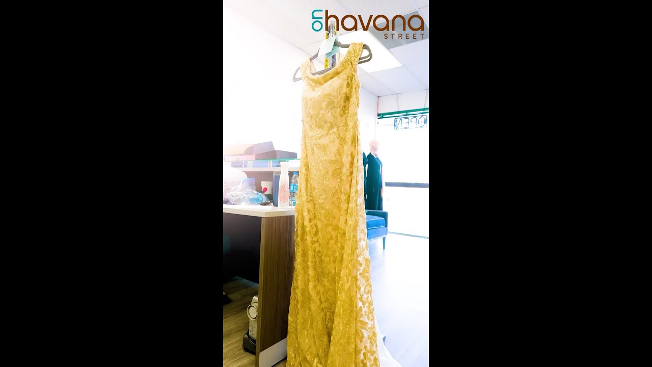 Sienu Custom Tailor - Your Local Tailor - On Havana Street Small Business Feature