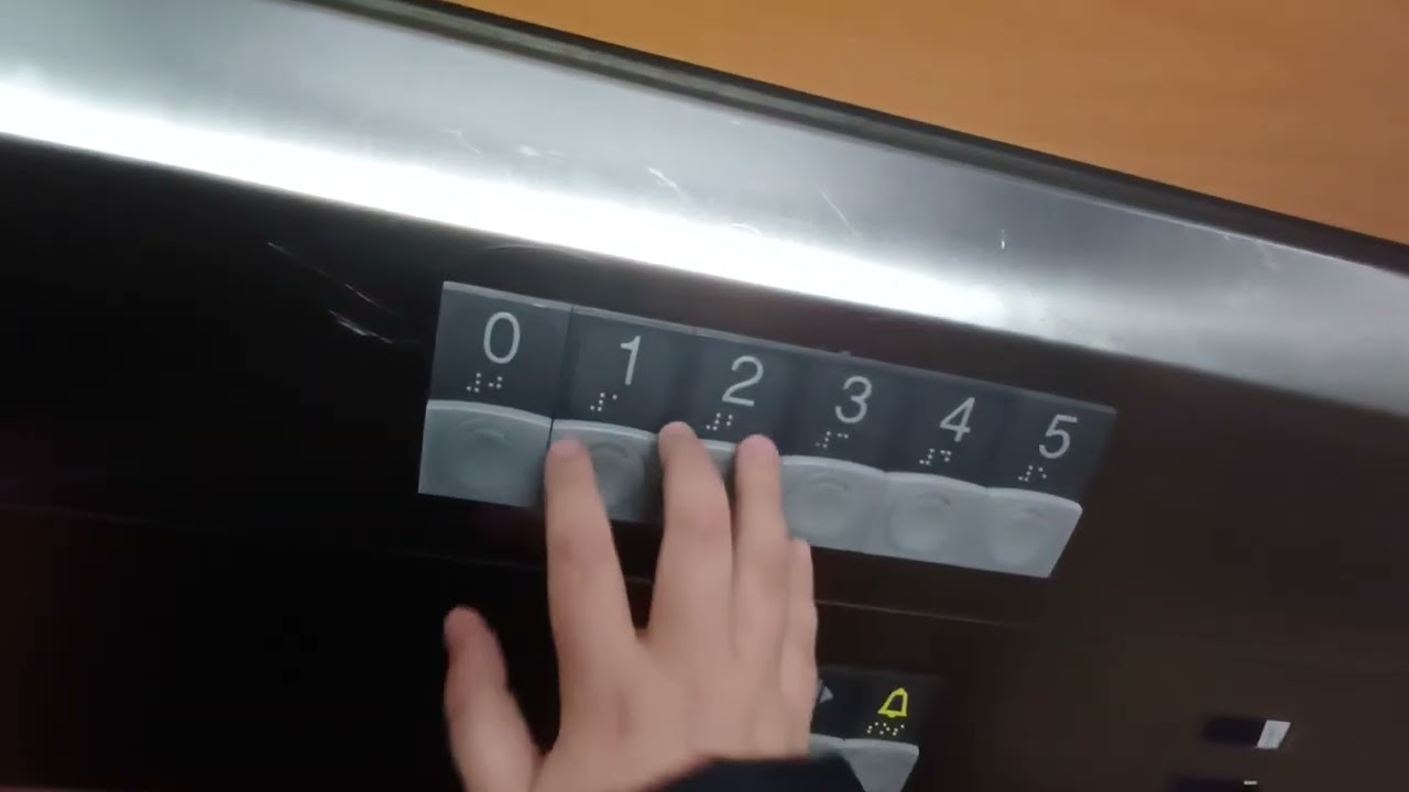 Ascensor tiskenkup en mi nuevo piso