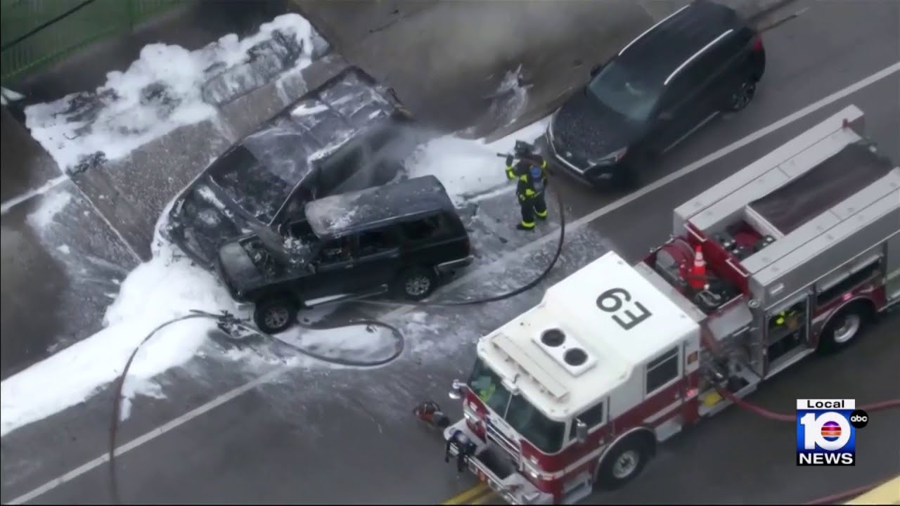 1 killed in fiery Miami crash; 1 critical - YouTube