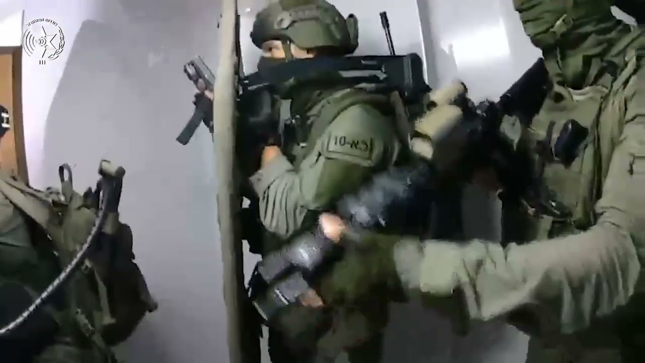 Israeli accused of contacting Hamas, Iranian intelligence
