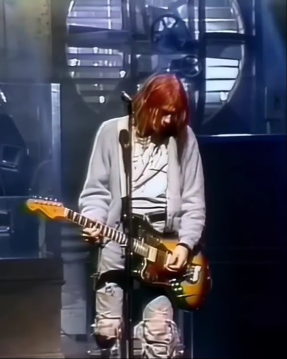 Nirvana - Smells Like Teen Spirit (Live)
