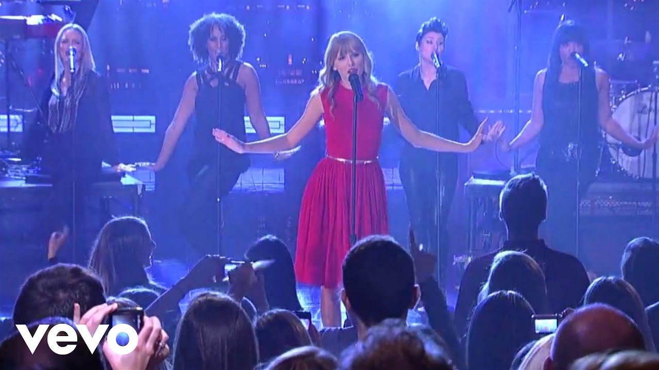 Taylor Swift We Are Never Ever Getting Back Together Live From New York City Youtube