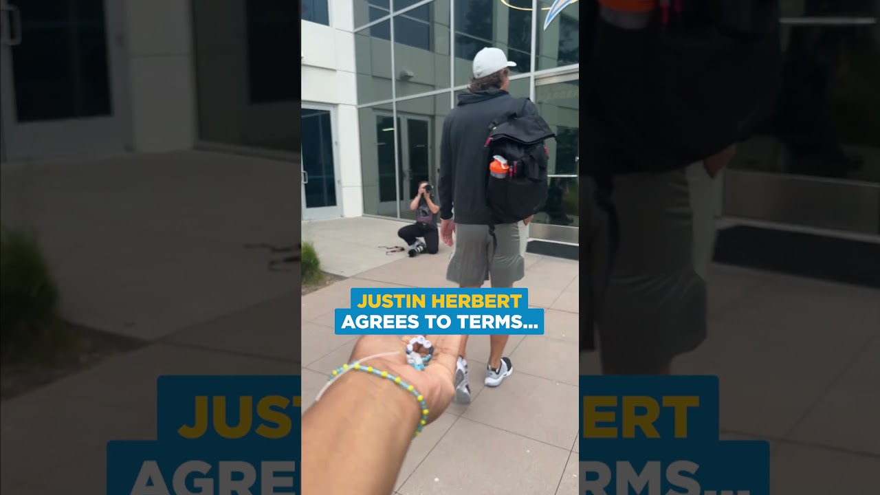 Джастин Герберт соглашается с условиями