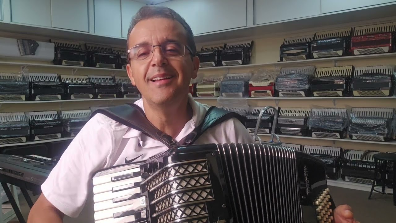 (25.000,00) Acordeon 120 Baixos Scandalli XIV Polifônica